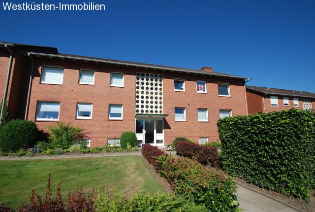 Heide: Sehr schöne, renovierte 4-Zimmer-Wohnung in ruhiger Lage! 