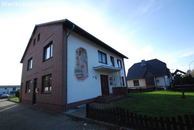 Meldorf: Die großzügige 4-Zimmer-Wohnung in Ortsrandlage! 